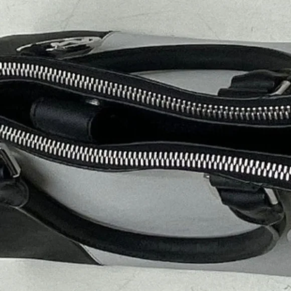 Michael Kors Black and White Women's Bag - Picture 5 of 11